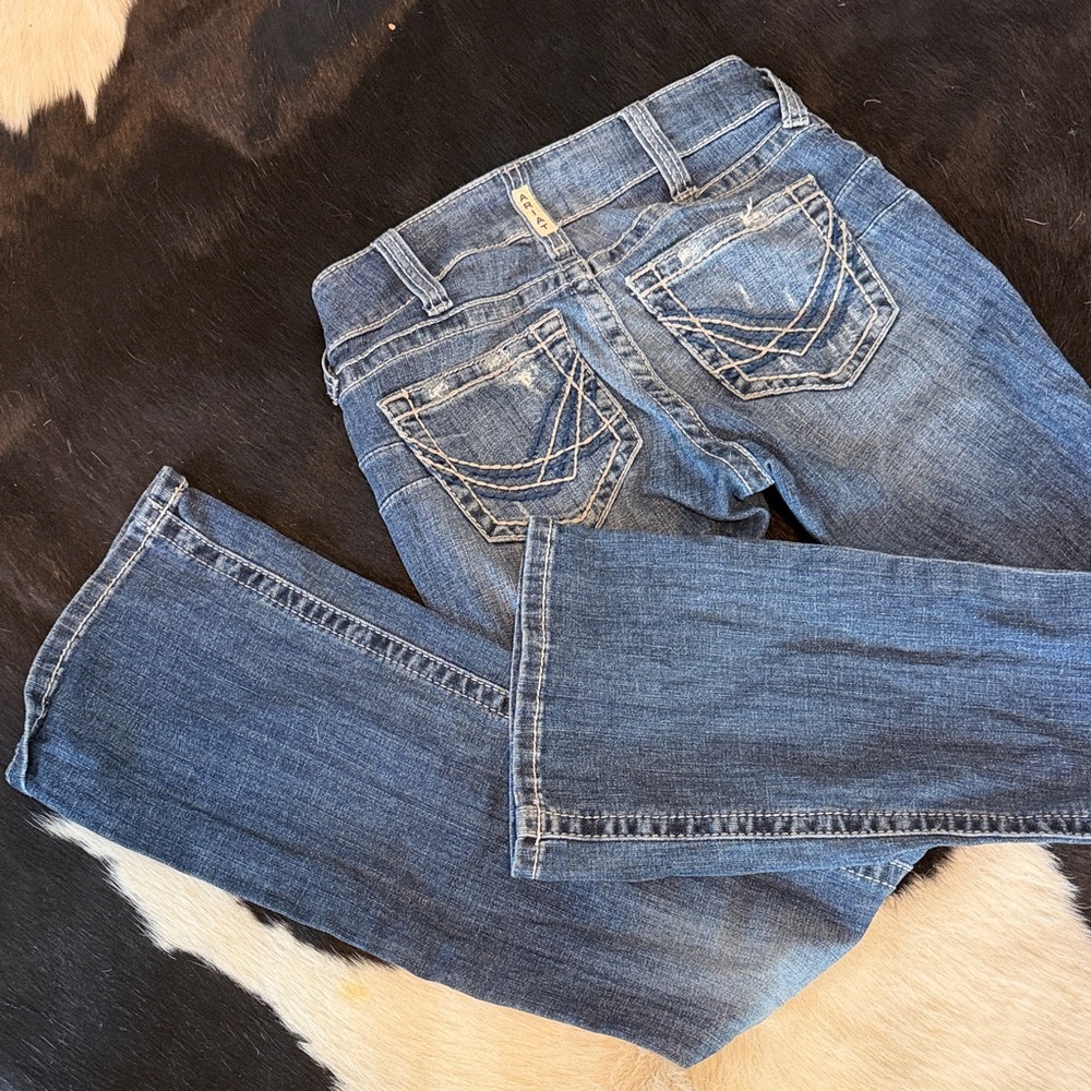 Ariat Women's Boot Cut Jeans in Classic Blue size 26 regular 34 inseam